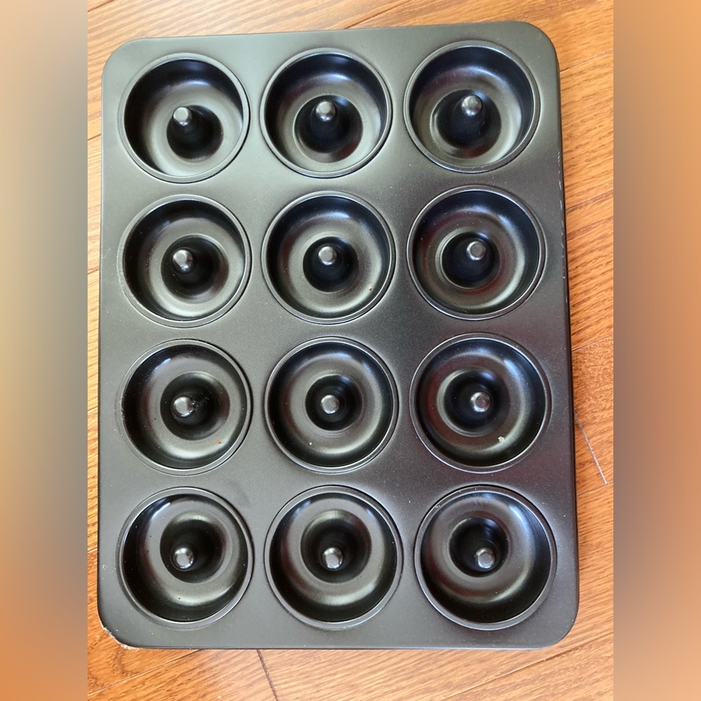 NWOT mini donut tray